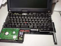 実はHDDも6.4GBに交換済み☆